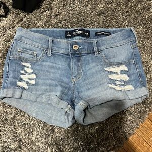 Hollister Denim Shorts Size 1-used